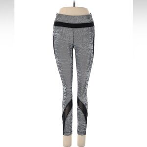 Lululemon Athletica Inspire Tight Il Crop Leggings
Women's Black Gray Size 6